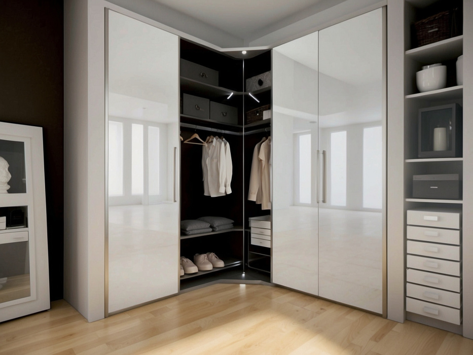 Угловой шкаф-купе «Оверо»